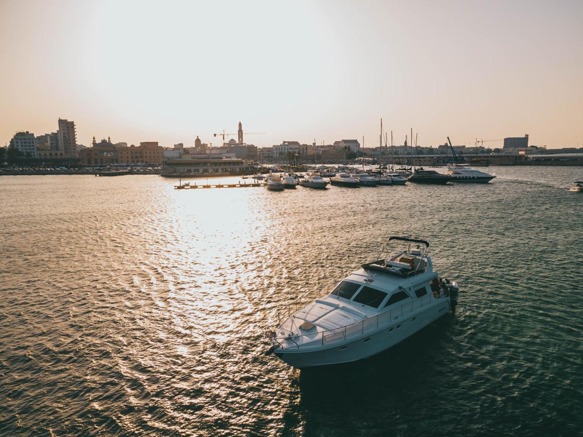 Discoverboat - Pita - Exclusive Boat&Breakfast Bari Extérieur photo